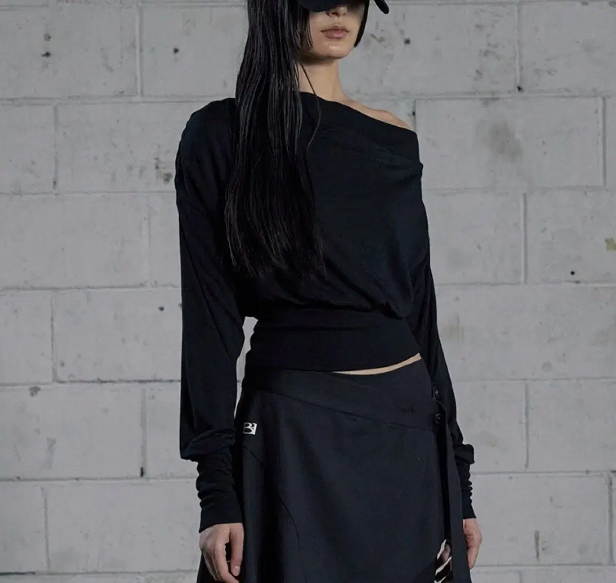 보헤미안서울 shoulder shirring sleeve, black